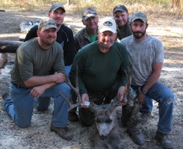 Idaho Deer Hunts. Deer Hunts, Elk Hunts, Bear Hunts and Wolf Hunts.